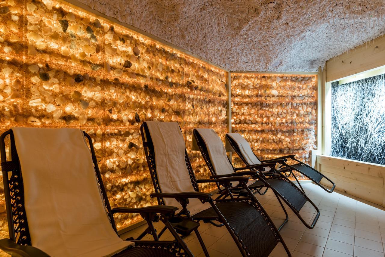 Willa Wiosenna Hotel Ozarow Mazowiecki Luaran gambar